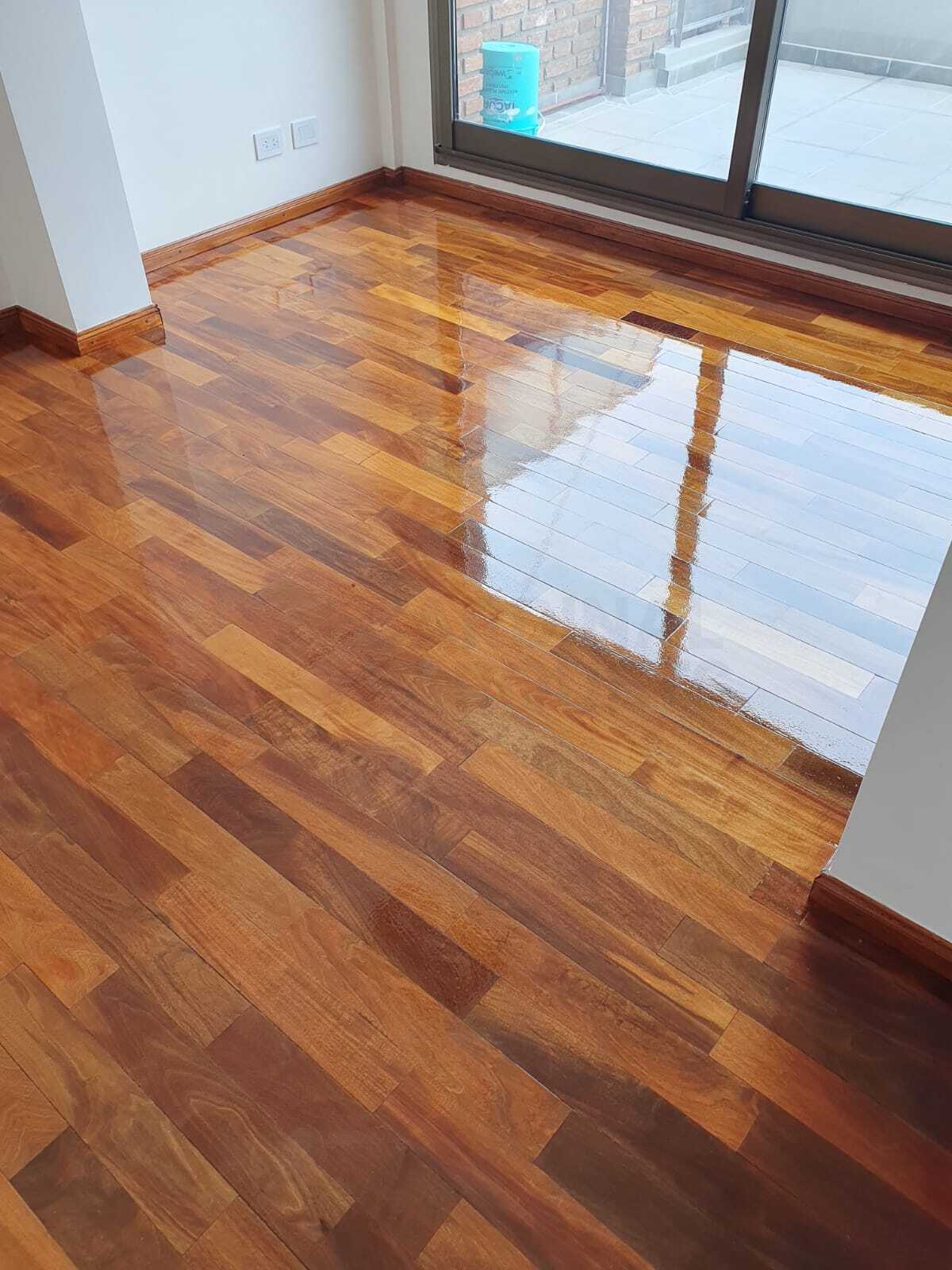 Piso de madera trabajado por Cardinal Parquets - Rosario, Funes, Fisherton